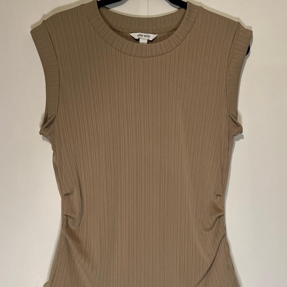 Nine West Brown Ribbed Sleeveless Muscle Tee